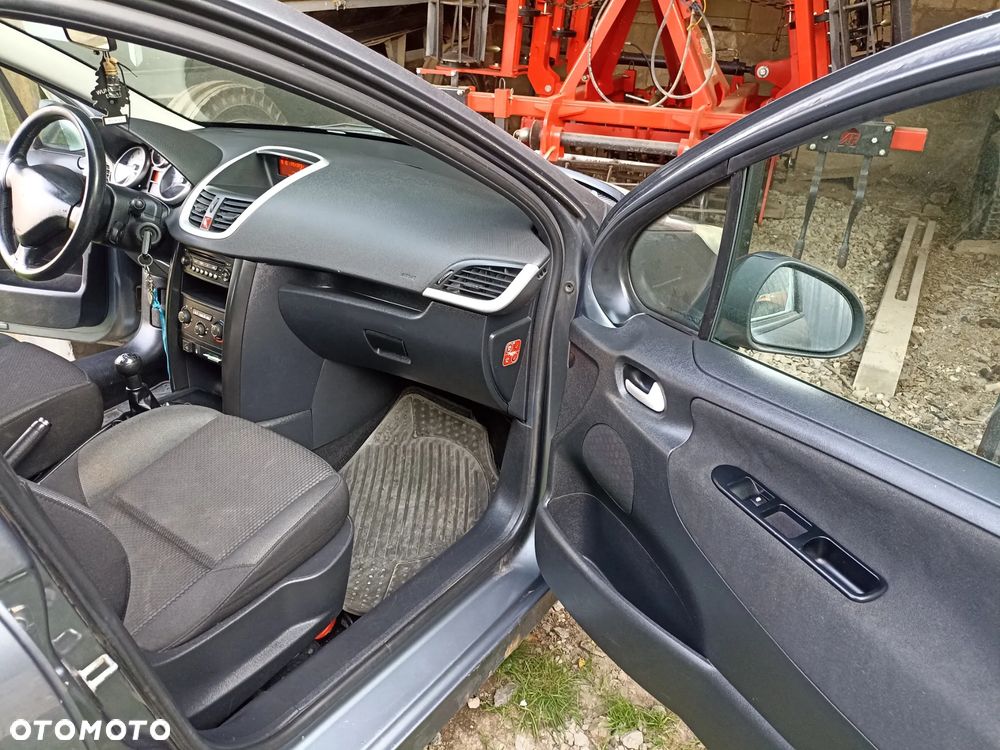Peugeot 207 95 VTi Urban Move - 11