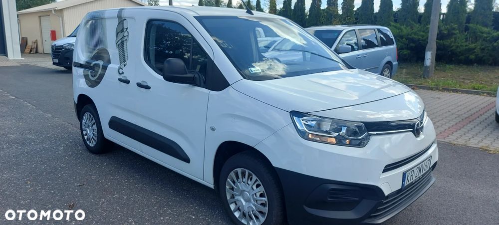 Toyota ProAce 1,5-l-D-4D L1 (6-Si.) - 1