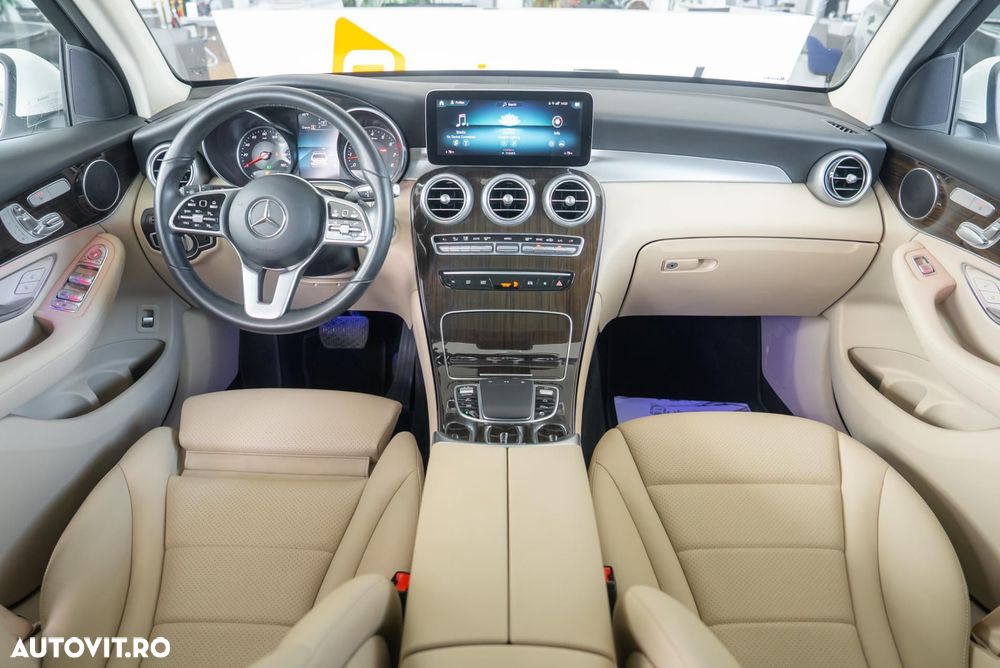 Mercedes-Benz GLC - 16