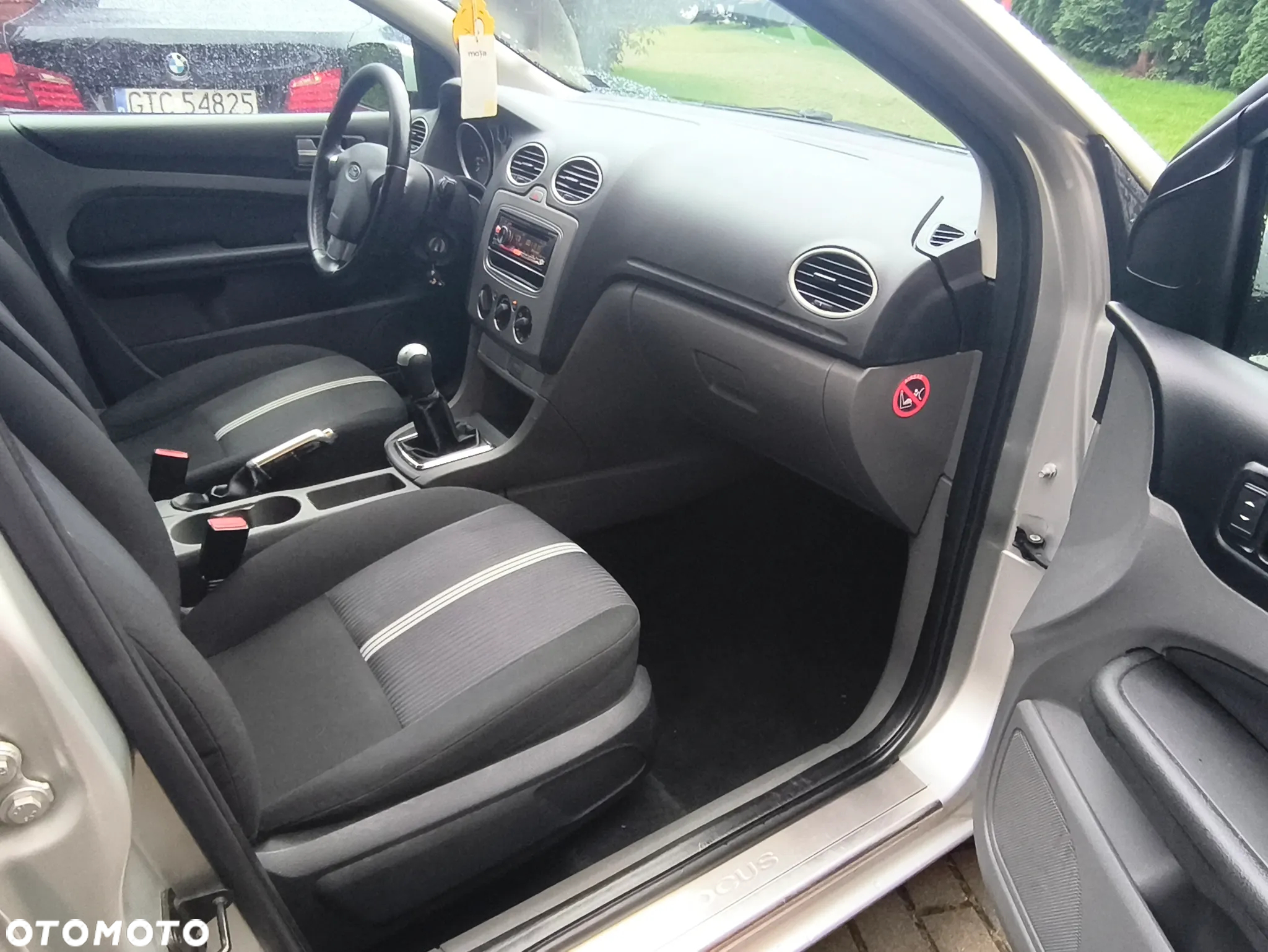 Ford Focus 1.6 16V Sport - 17