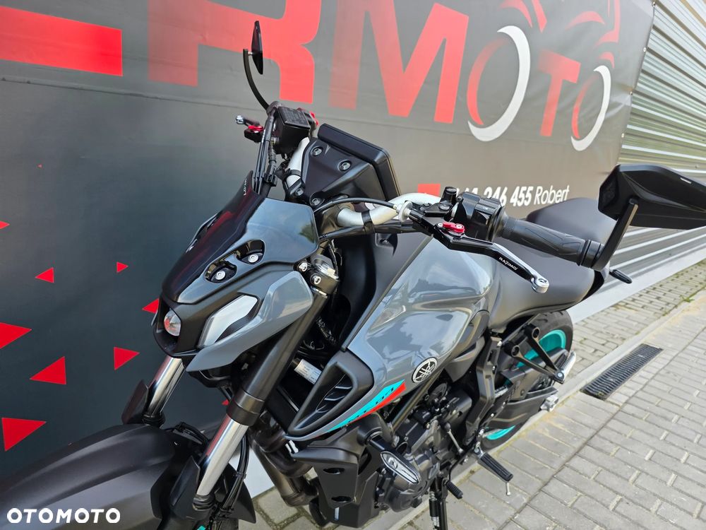 Yamaha MT - 13