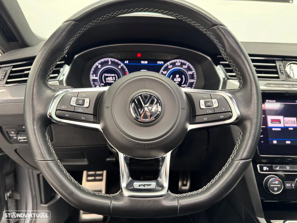 VW Arteon 2.0 TDI R-Line DSG 4Motion - 29