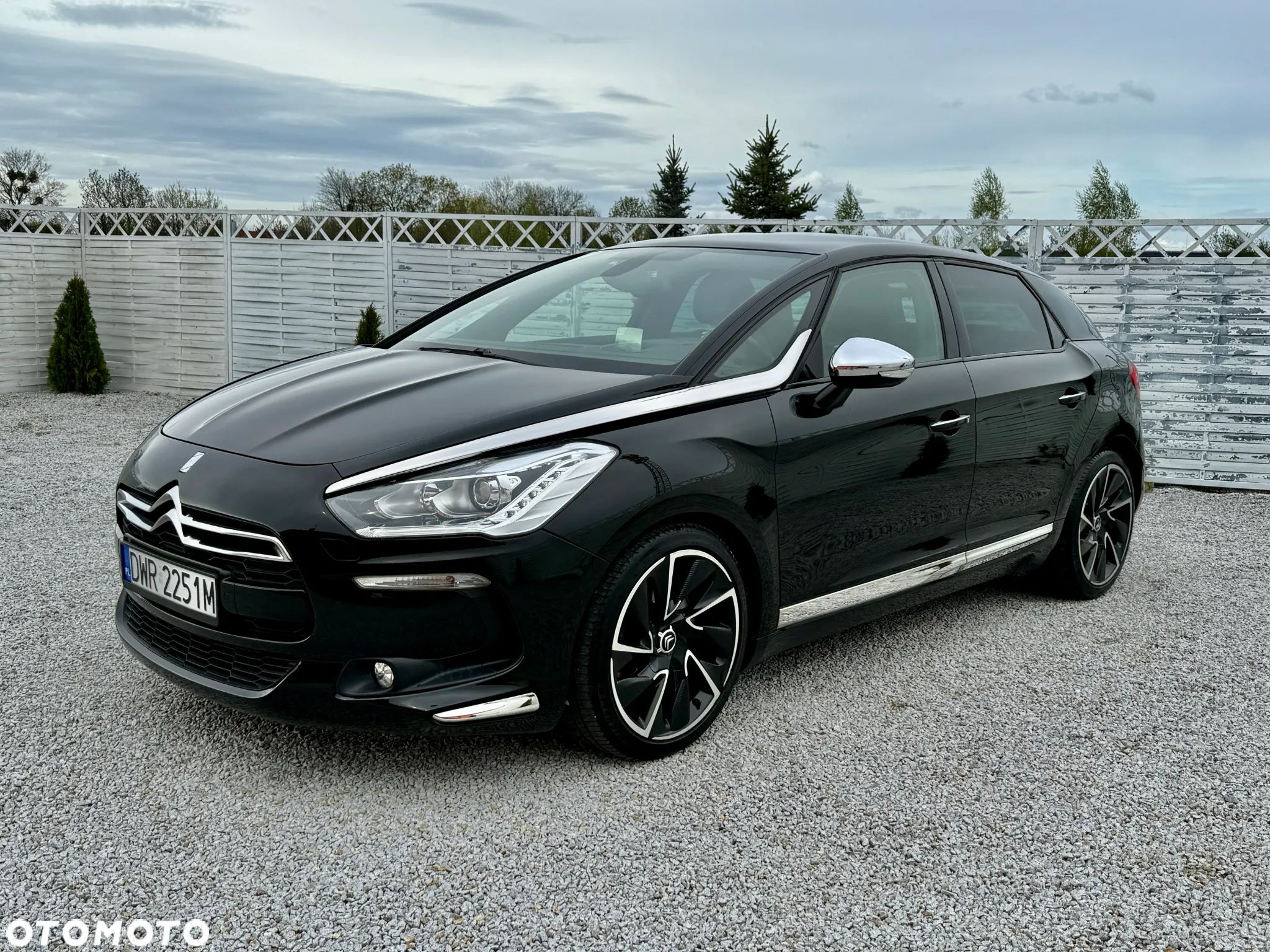 Citroën DS5 THP 200 SoChic - 1