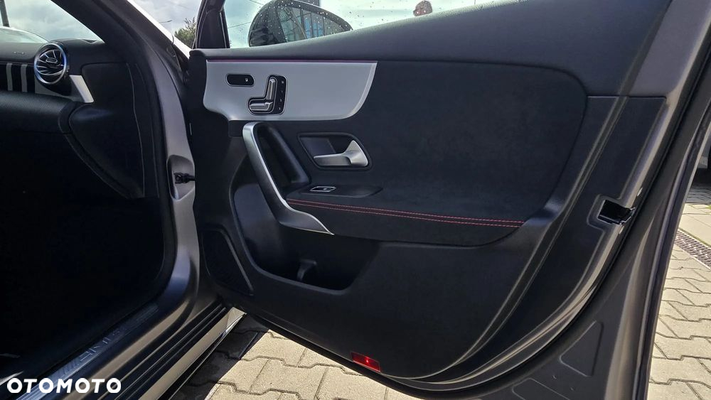Mercedes-Benz Klasa A 35 AMG 4-Matic 8G-DCT - 12