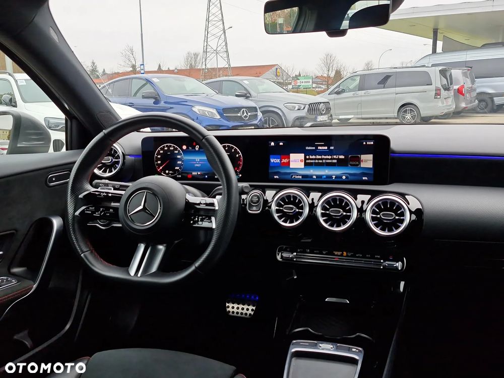 Mercedes-Benz Klasa A 200 AMG Line 7G-DCT - 11