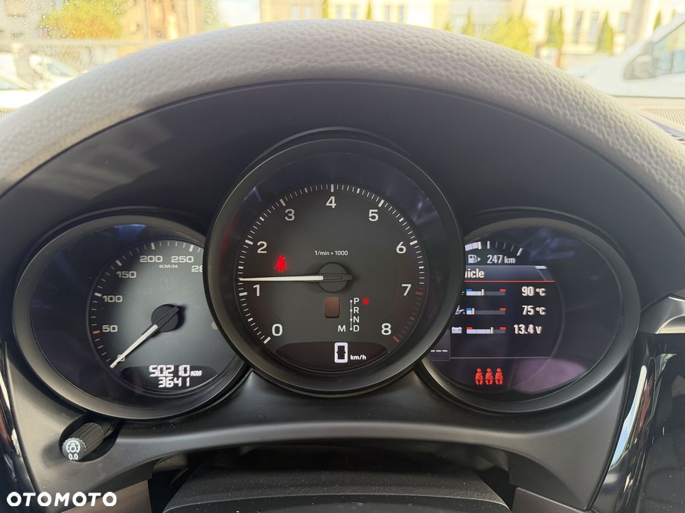 Porsche Macan - 15