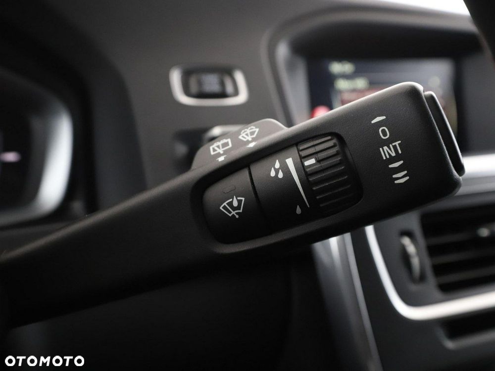 Volvo V60 D2 Drive-E Dynamic Edition (Momentum) - 33