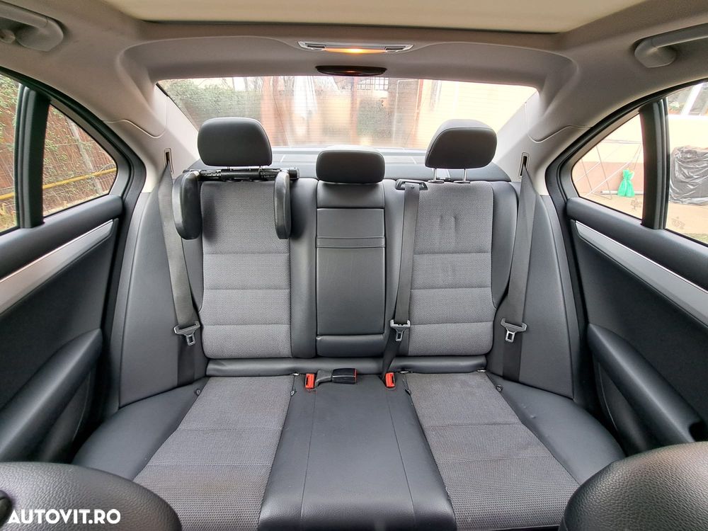 Mercedes-Benz C - 13