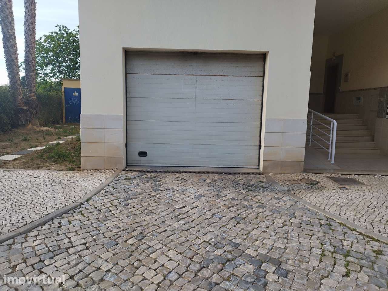 Armação de Pêra, Garagem muito central perto do Mercado - Grande imagem: 2/5