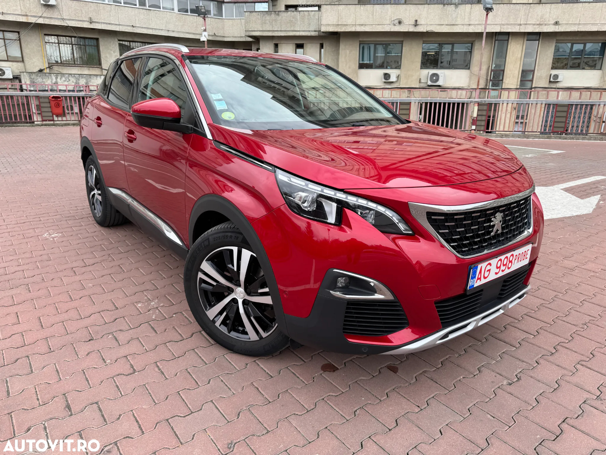 Peugeot 3008 BlueHDi 130 Stop & Start EAT8 Allure Business-Paket - 5