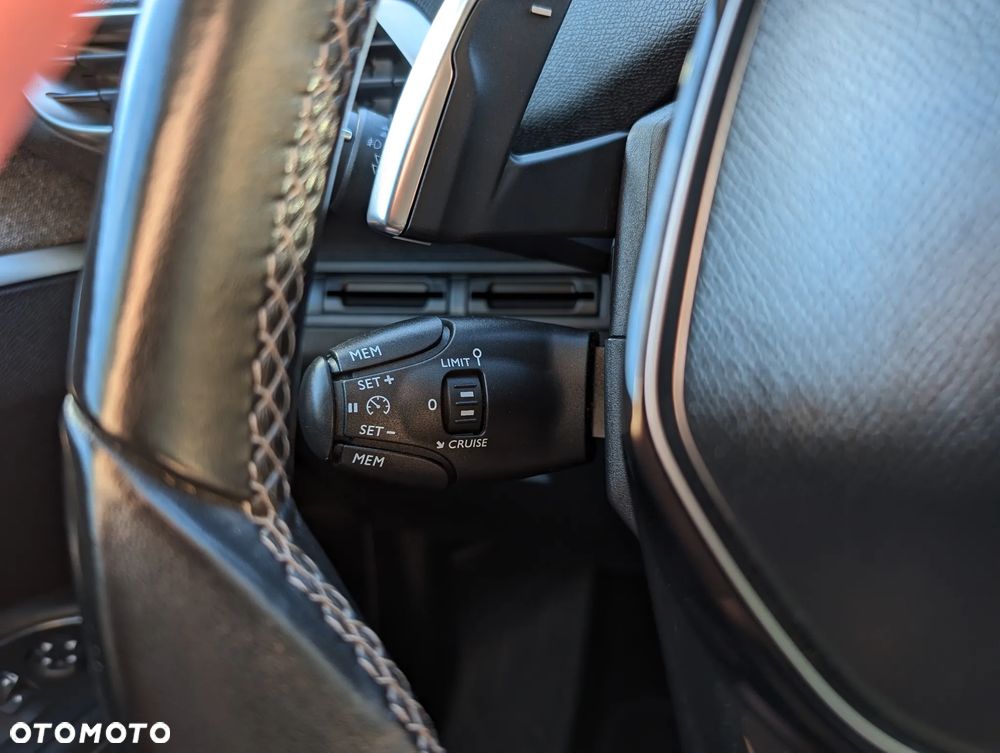 Peugeot 3008 BlueHDi 120 Stop & Start EAT6 Allure - 25