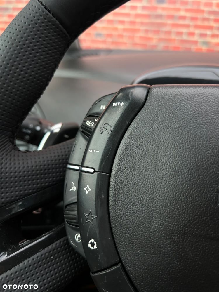 Citroën C4 Grand Picasso - 26