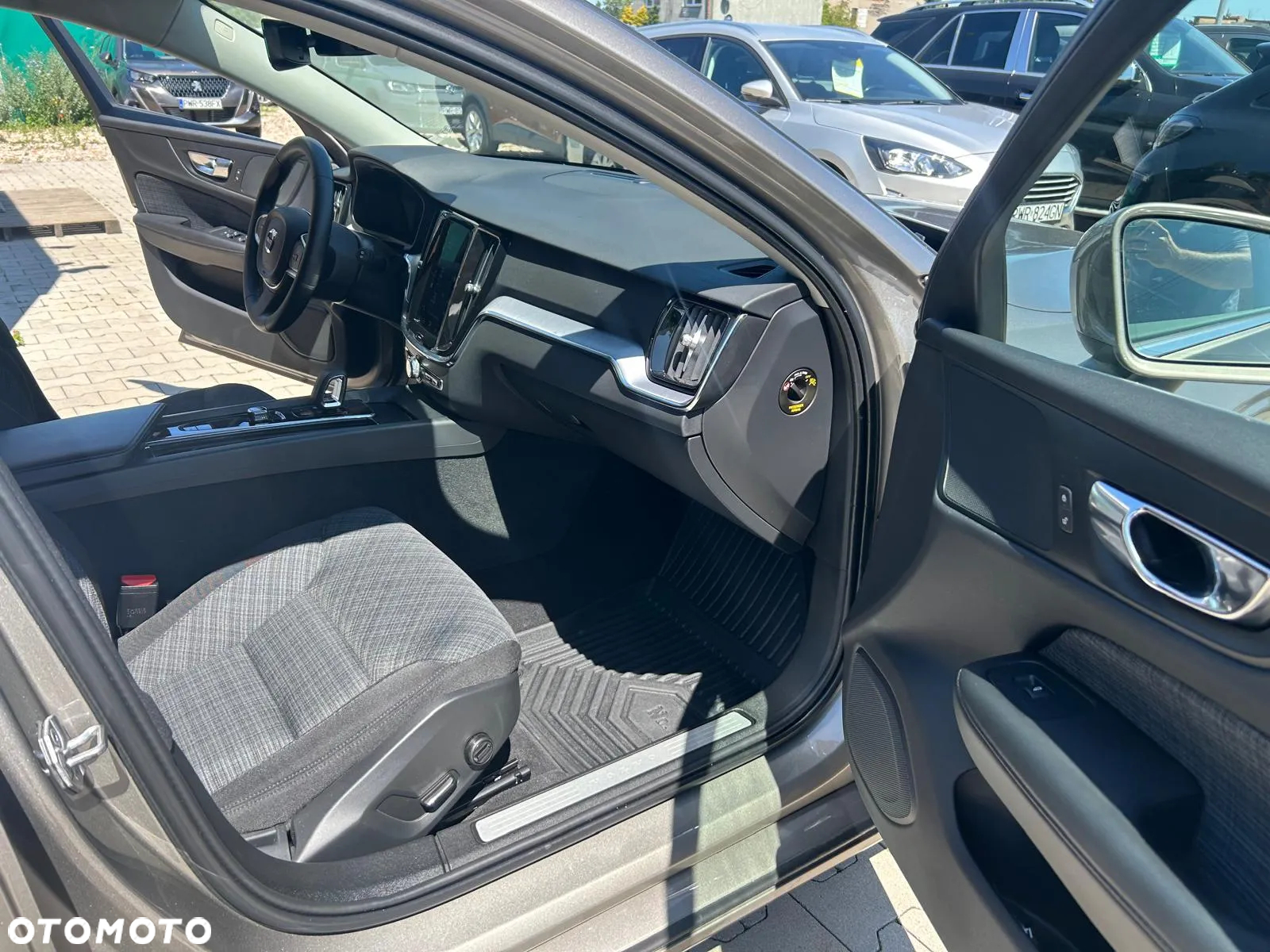 Volvo V60 B4 D Plus Bright - 23