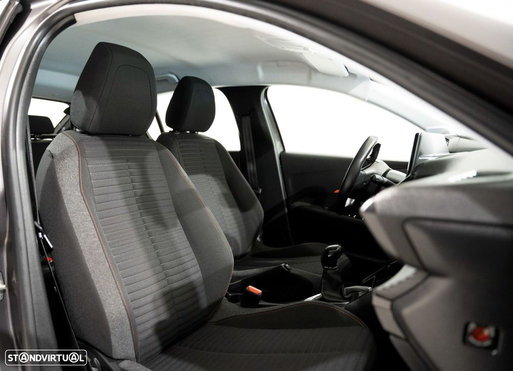 Peugeot 208 1.2 PureTech Active Pack - 11