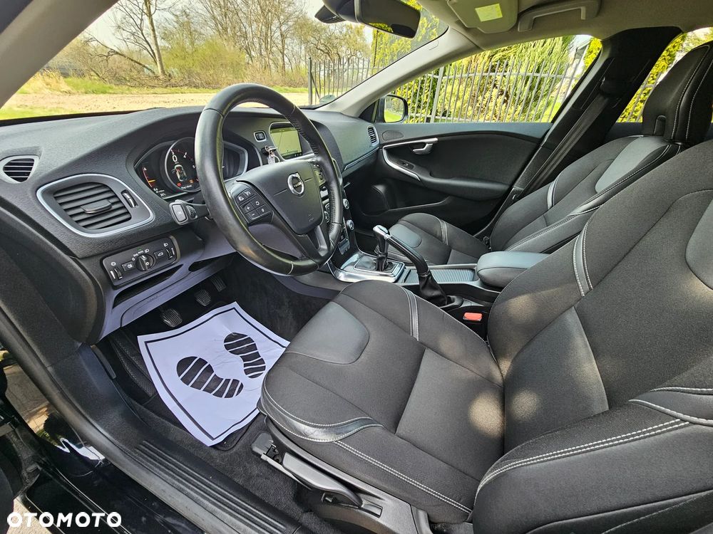 Volvo V40 D2 Ocean Race - 7