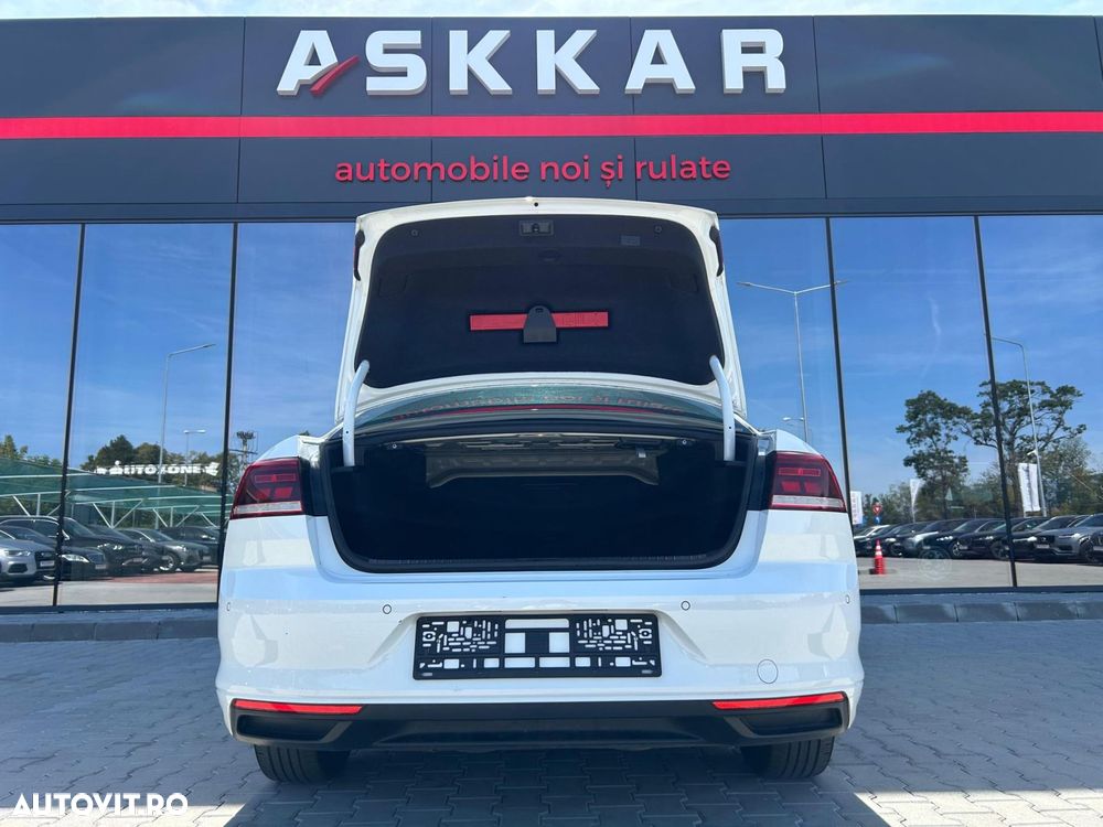 Volkswagen Passat 2.0 TDI DSG Comfortline - 8