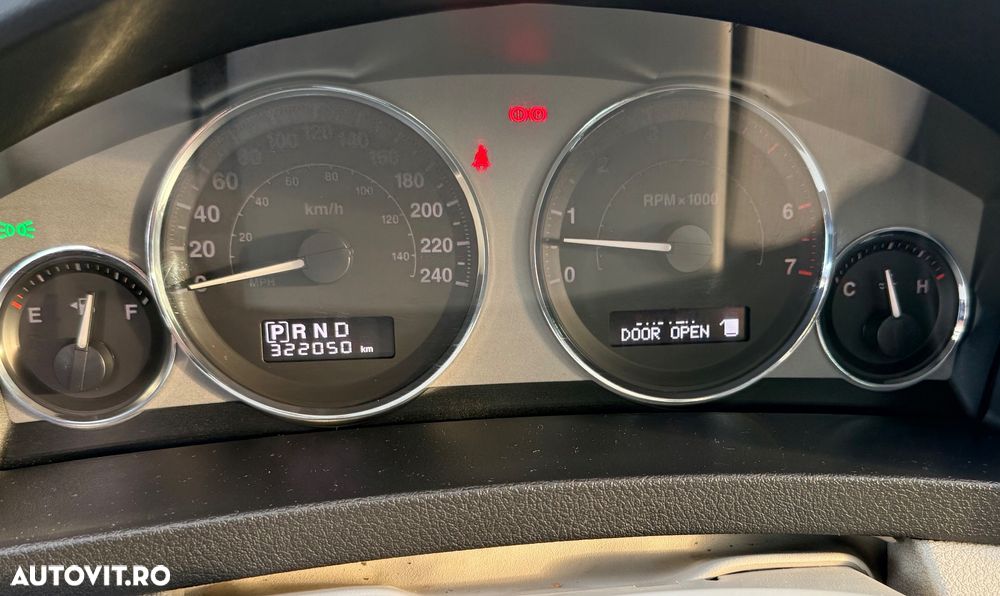 Jeep Grand Cherokee - 9