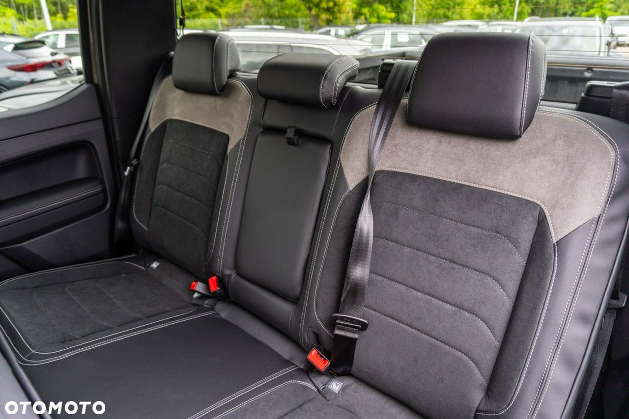 Volkswagen Amarok - 15