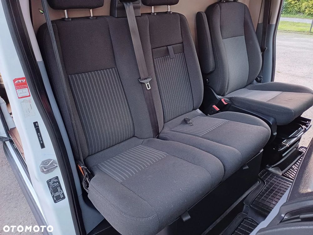 Ford Transit - 28