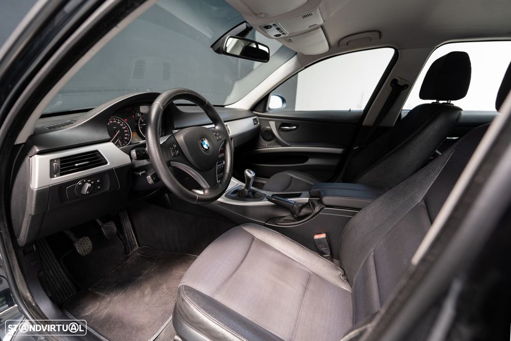 BMW 318 d Sport - 4