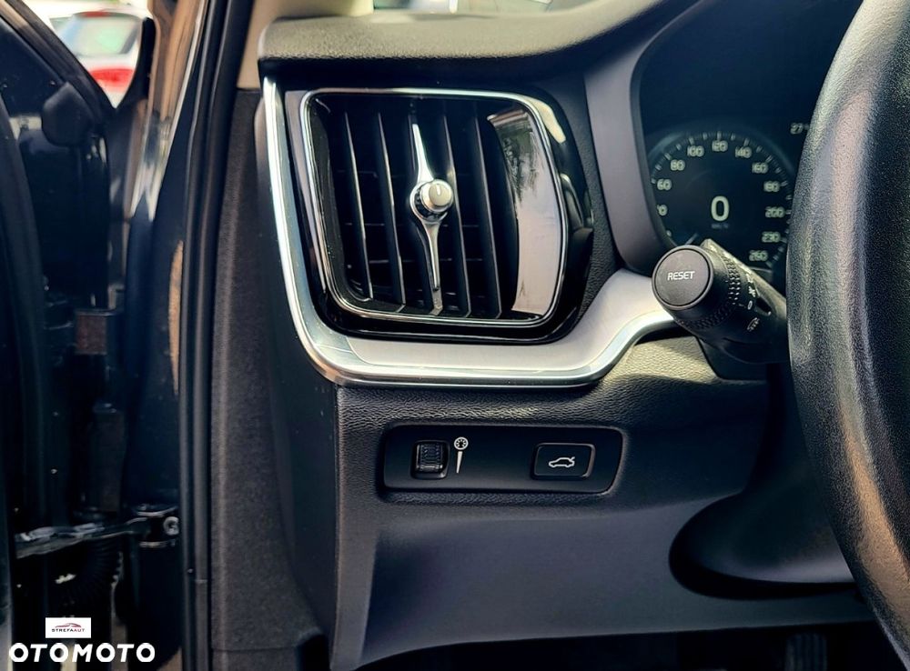 Volvo V60 - 29