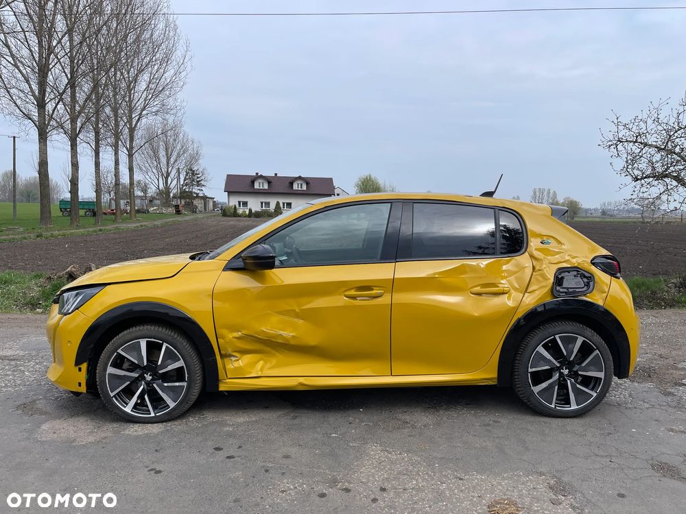 Peugeot 208 GT Line - 5