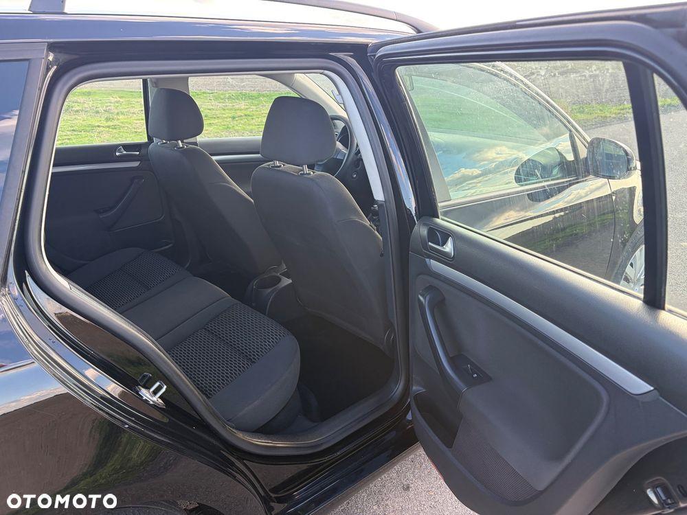 Volkswagen Golf - 14