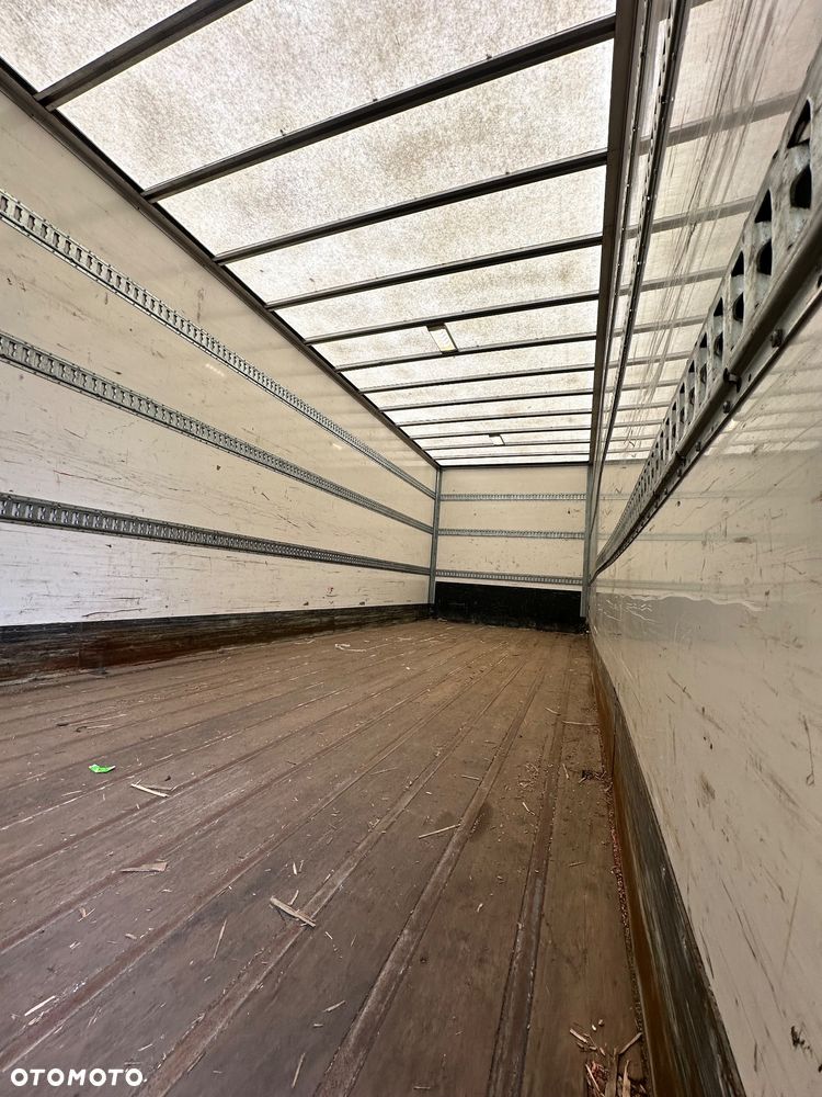 Scania P250 euro6 kontener 8.2 dzienna automat winda - 19