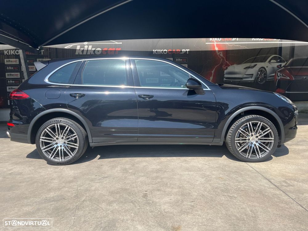 Porsche Cayenne Standard - 11