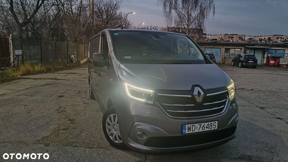 Renault Trafic - 13