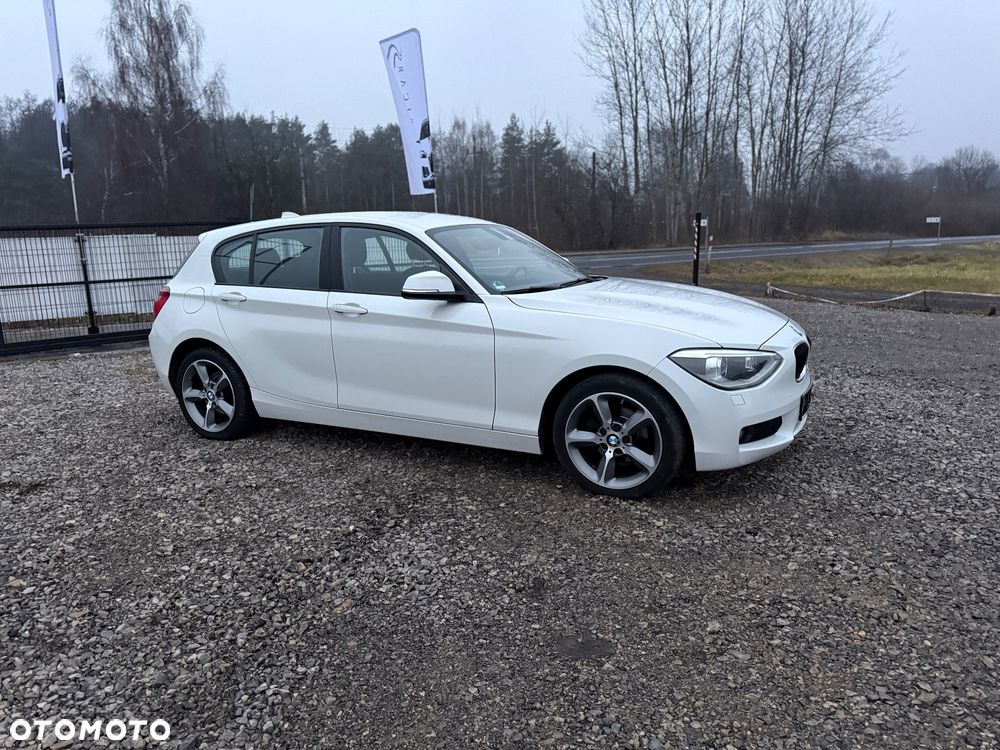 BMW Seria 1 116i - 8