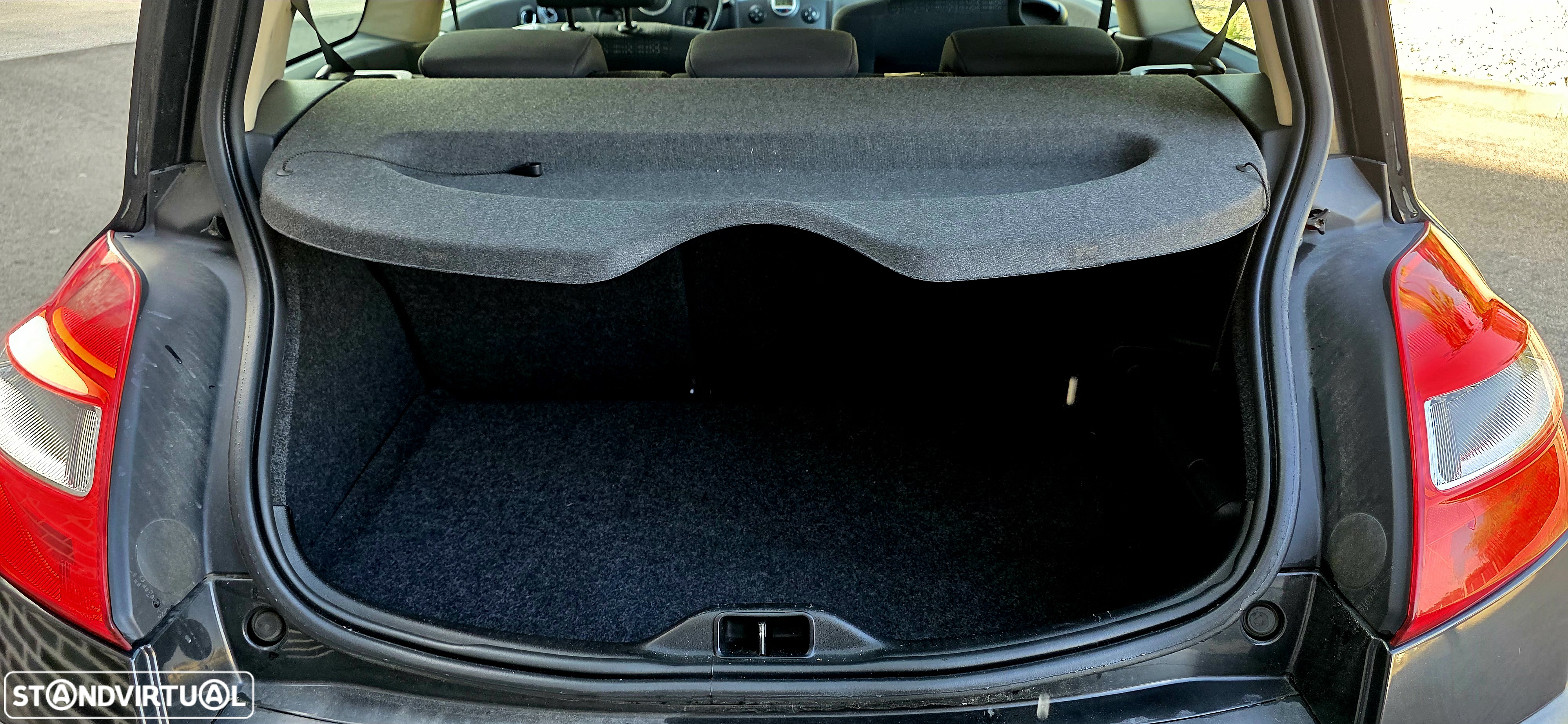 Renault Mégane 1.5 dCi Dynamique S - 12