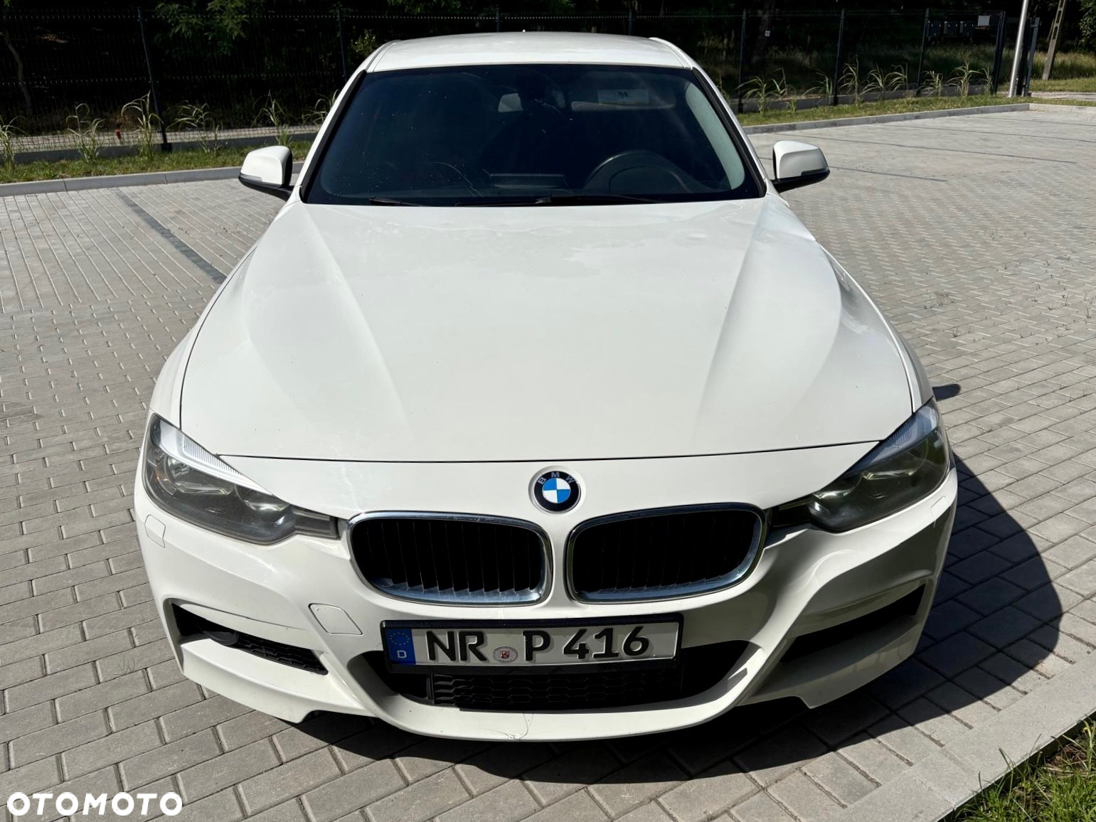 BMW Seria 3 320i xDrive - 9