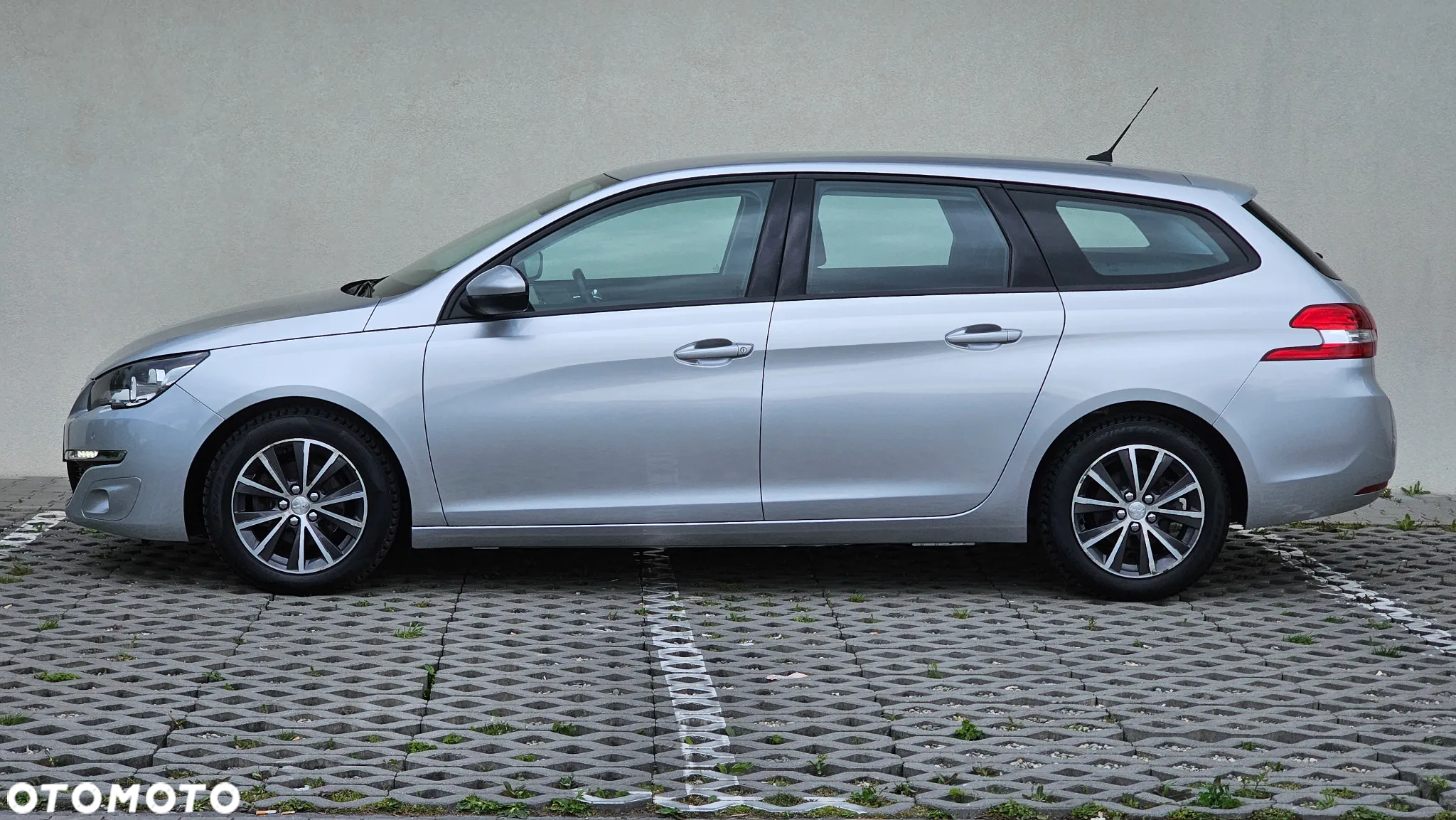 Peugeot 308 SW 1.6 BlueHDi Business Line S&S - 31