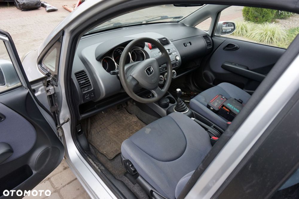 HONDA JAZZ II HB 2006 NH700M 1.2 8V L12A1 78KM SREBRNY na części - 18