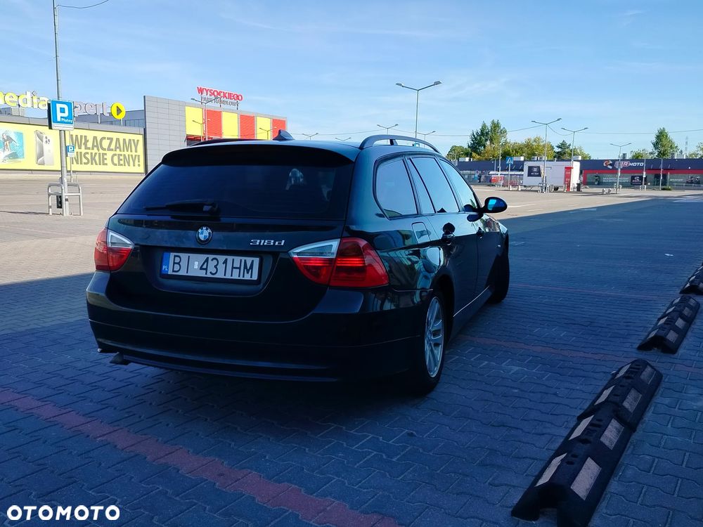 BMW Seria 3 318d DPF - 5