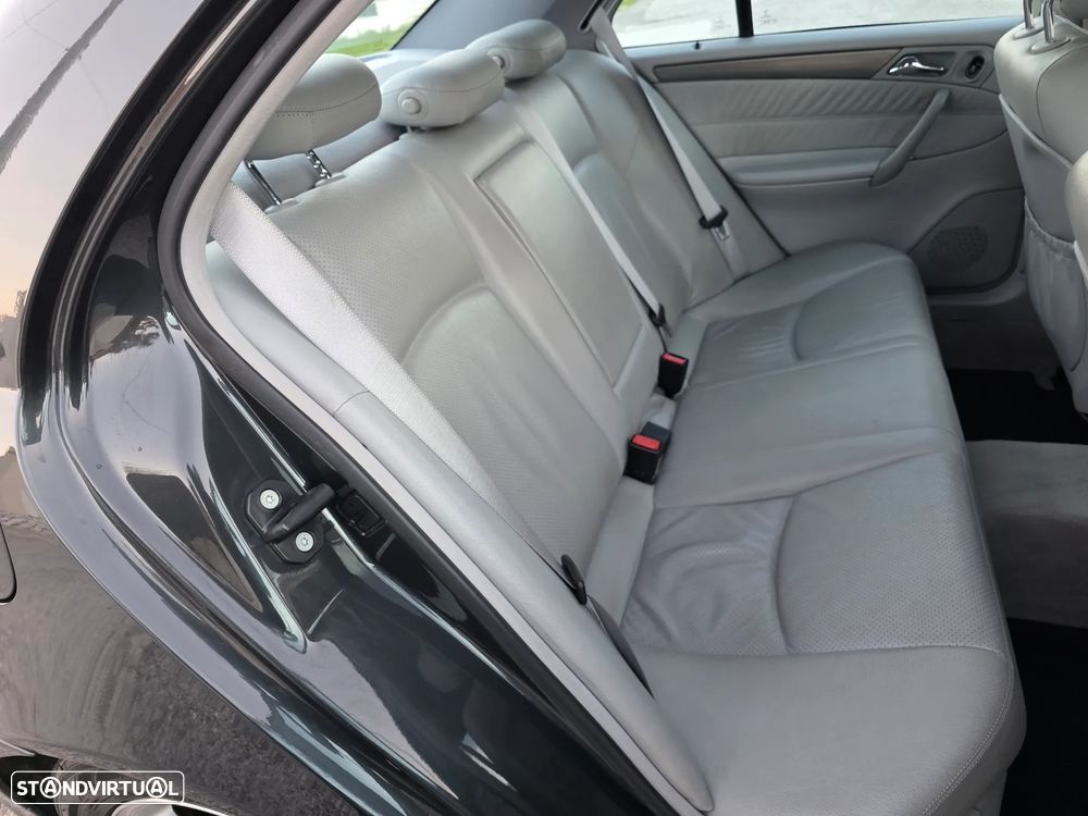 Mercedes-Benz C 220 CDi Avantgarde - 20