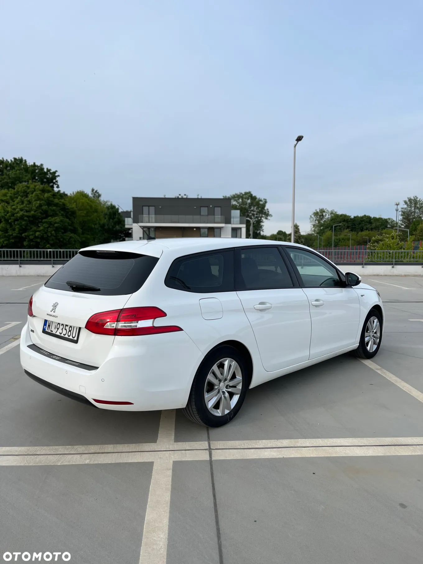 Peugeot 308 1.5 BlueHDi Allure Pack S&S - 11