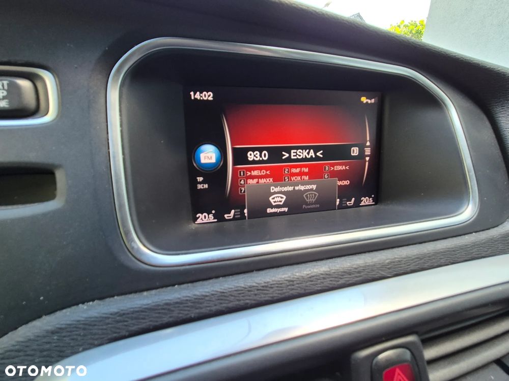 Volvo V40 D2 Inscription - 14