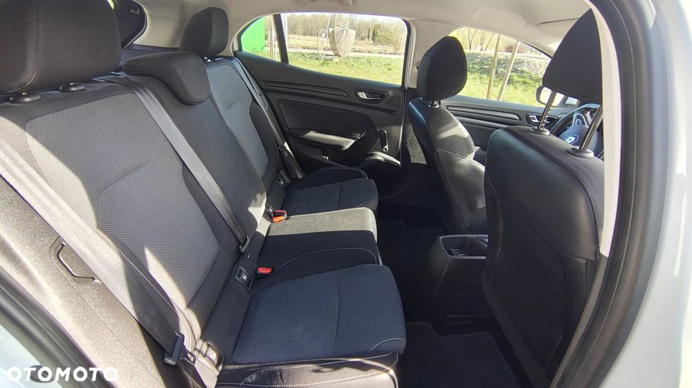 Renault Megane ENERGY TCe 100 LIMITED - 13