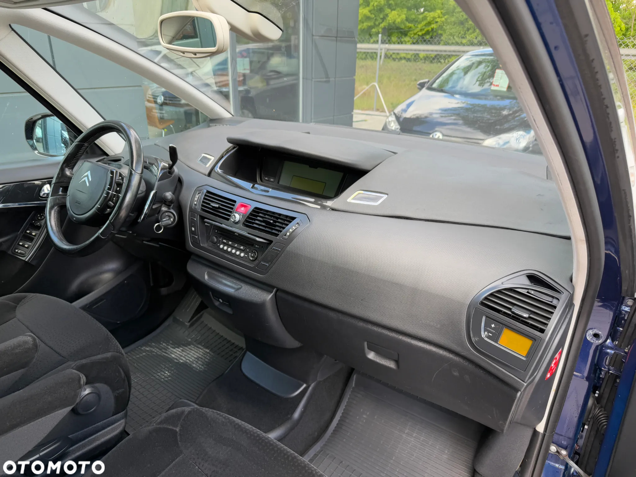 Citroën C4 Grand Picasso 2.0 16V EGS6 Exclusive - 28