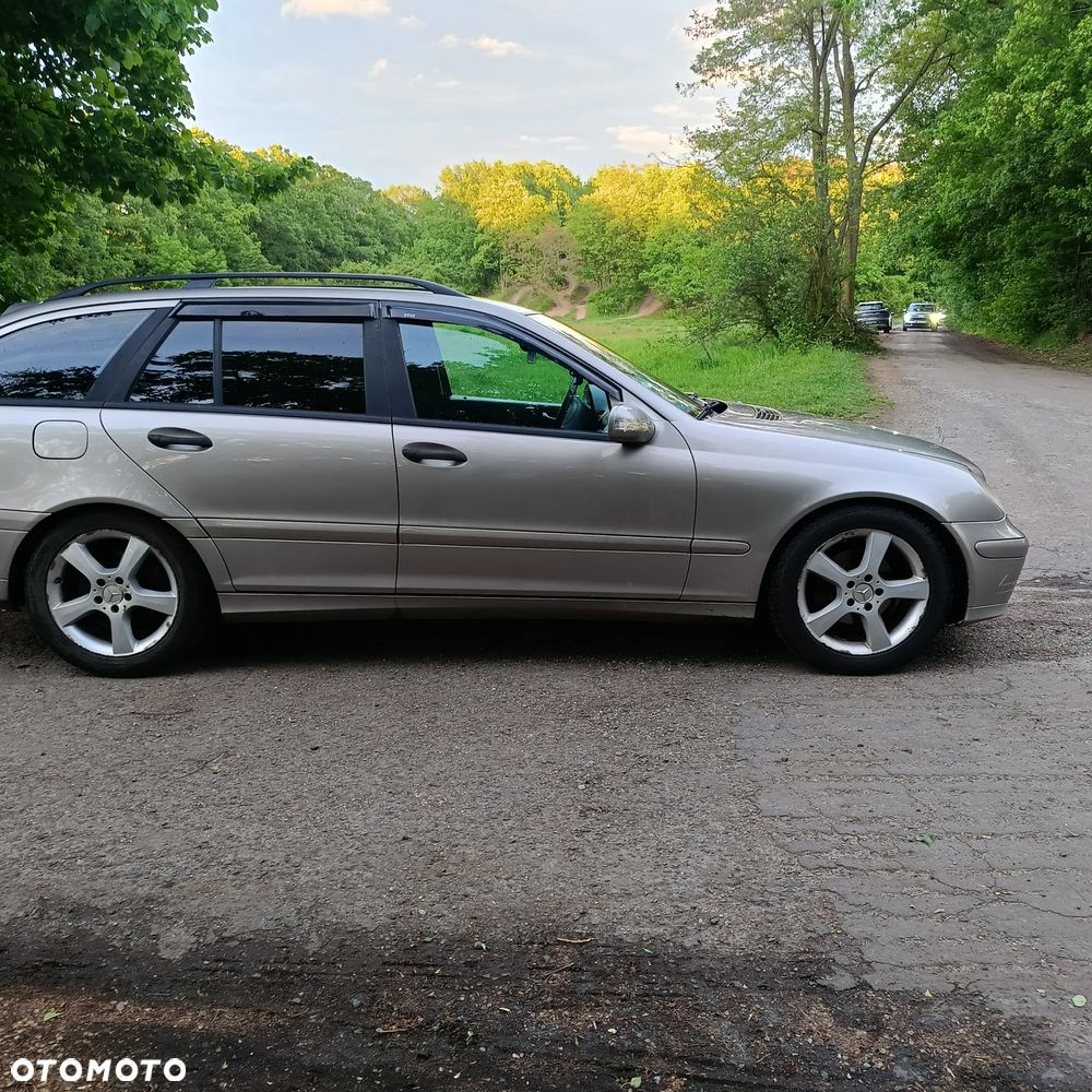 Mercedes-Benz Klasa C - 7