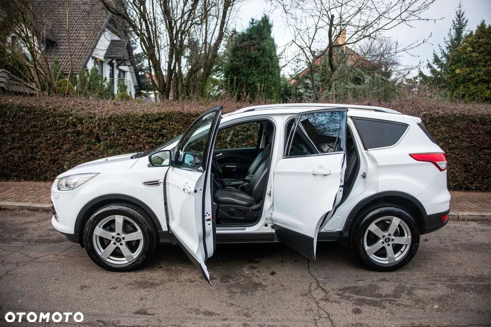 Ford Kuga 2.0 TDCi 4x4 Titanium - 17