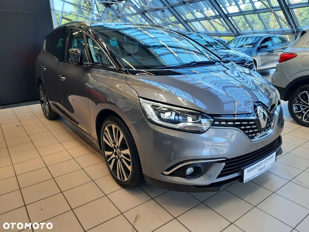Renault Grand Scenic - 34