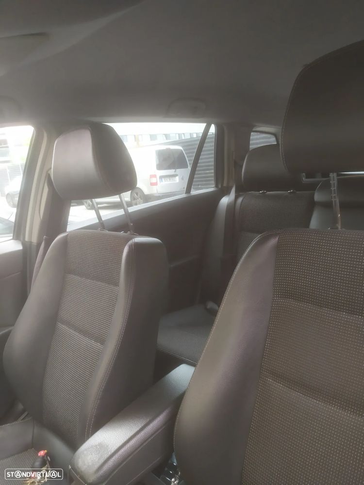 Opel Astra 1.3 CDTI Cosmo - 11