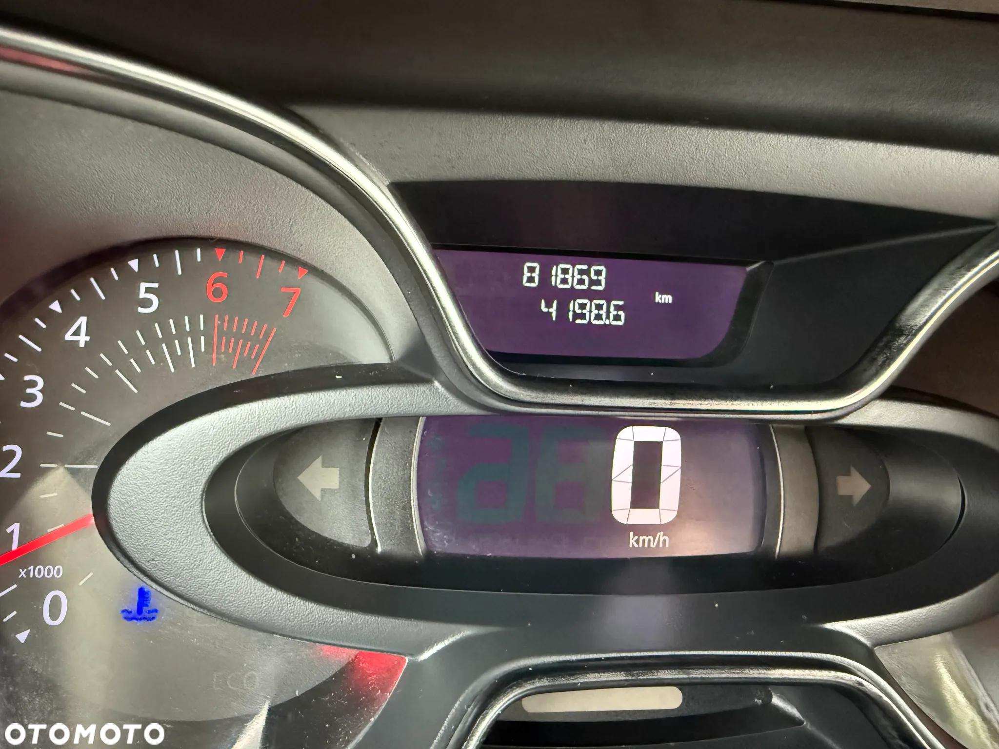 Renault Captur 1.2 Energy TCe Limited - 11