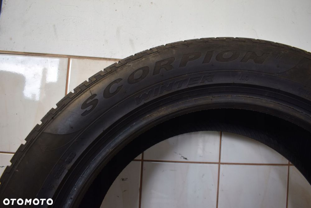 R20 255/50 Pirelli Scorpion Winter AO - 6