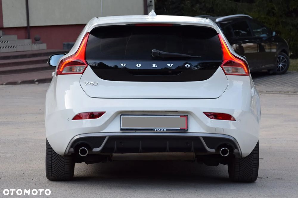 Volvo V40 D3 Geartronic Summum - 6