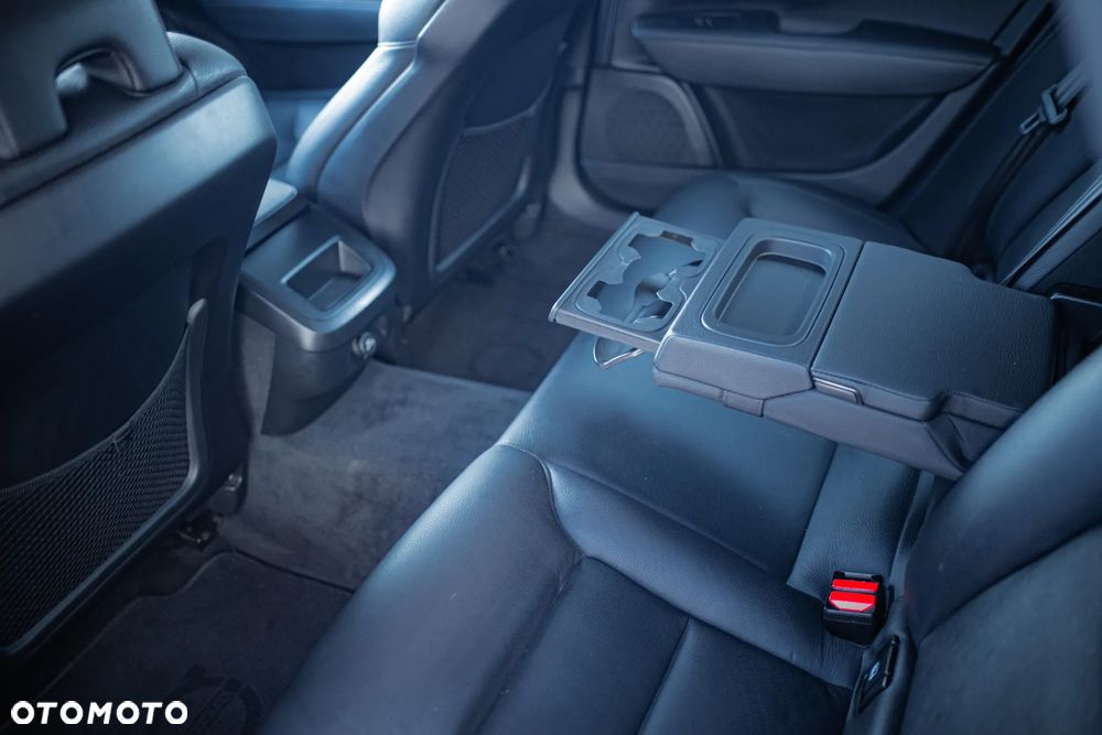 Volvo S90 - 16