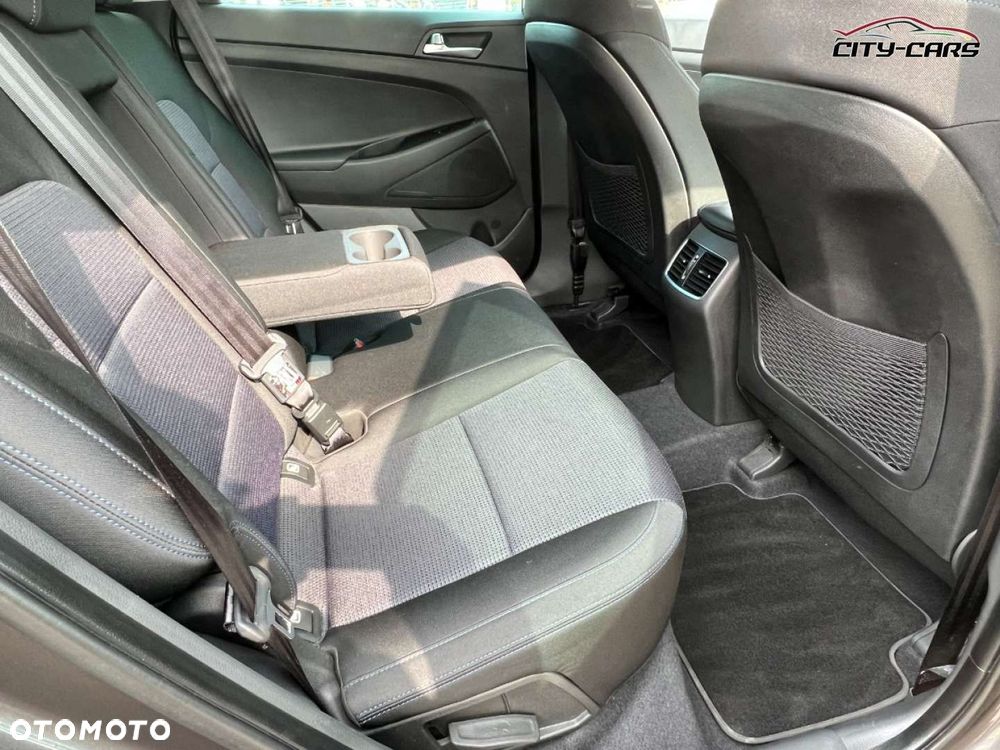 Hyundai Tucson - 25